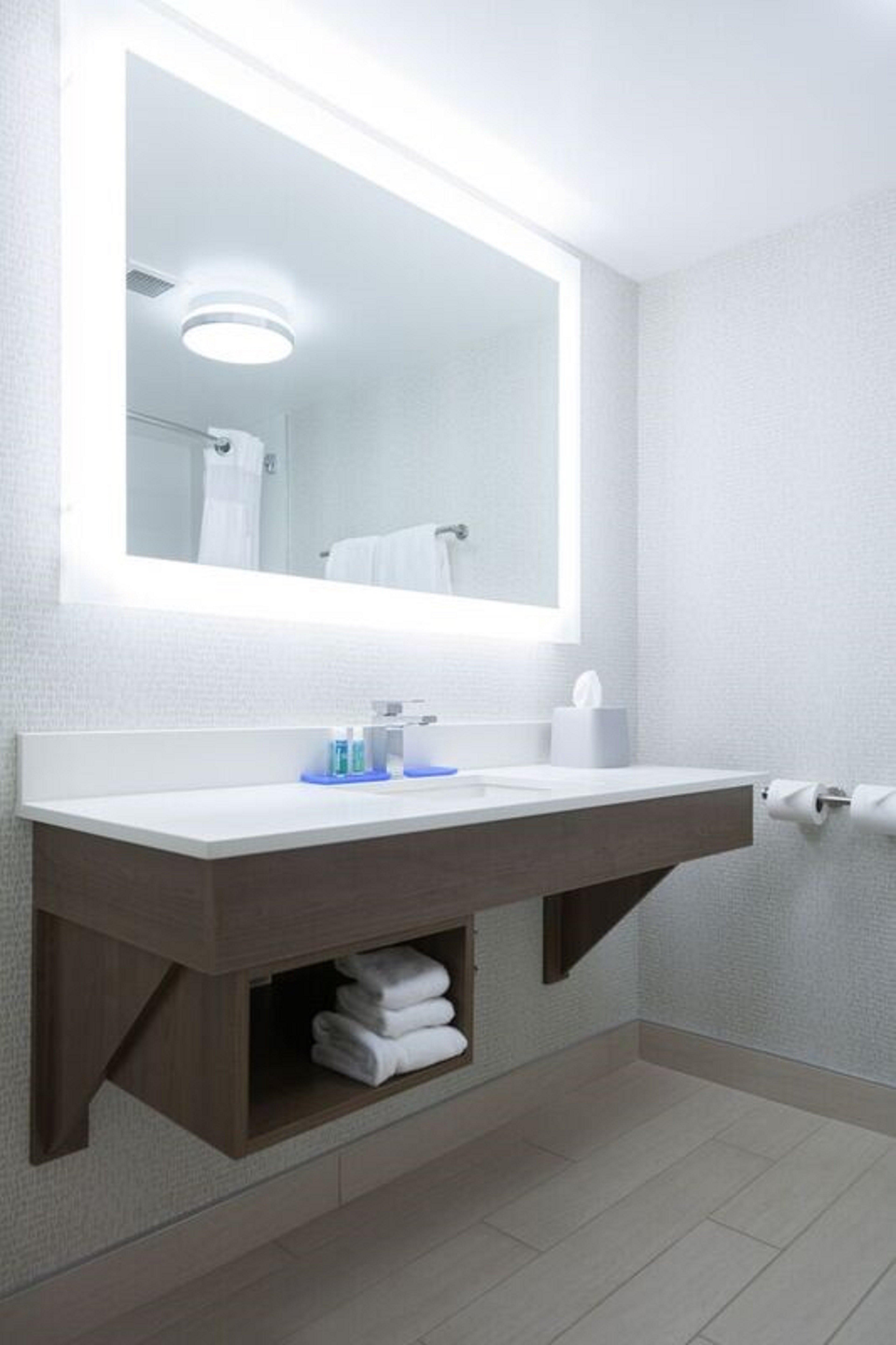Holiday Inn Express Hotel & Suites Charlottetown By Ihg Bagian luar foto
