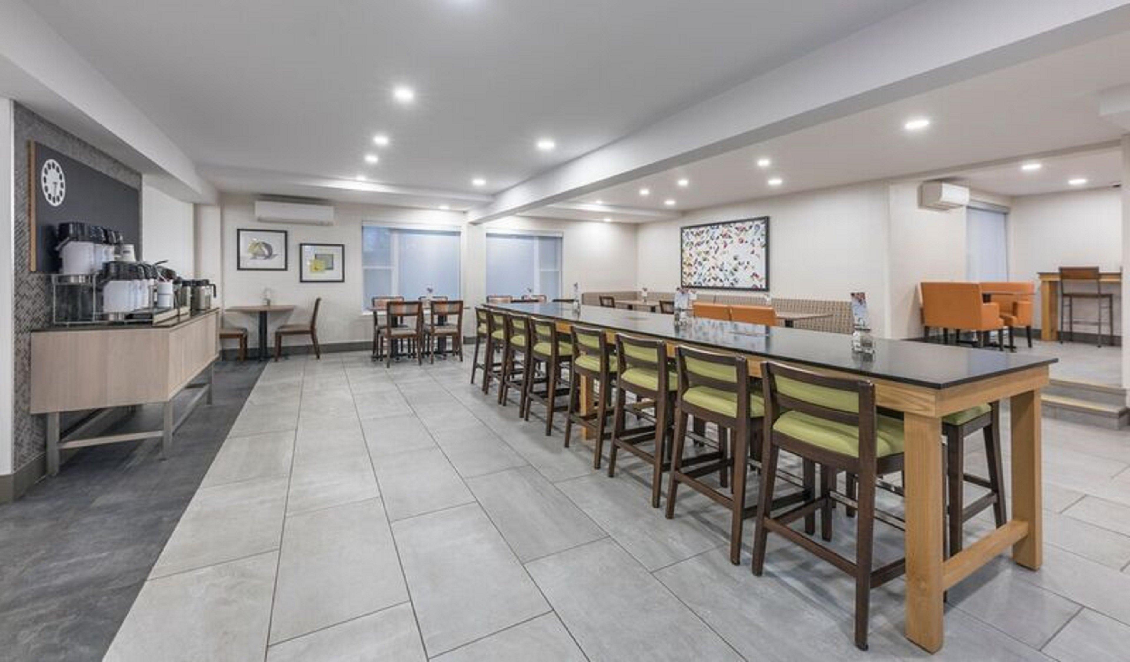 Holiday Inn Express Hotel & Suites Charlottetown By Ihg Bagian luar foto