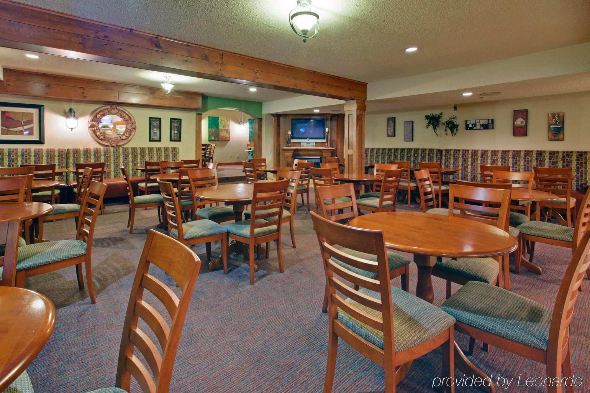 Holiday Inn Express Hotel & Suites Charlottetown By Ihg Bagian luar foto