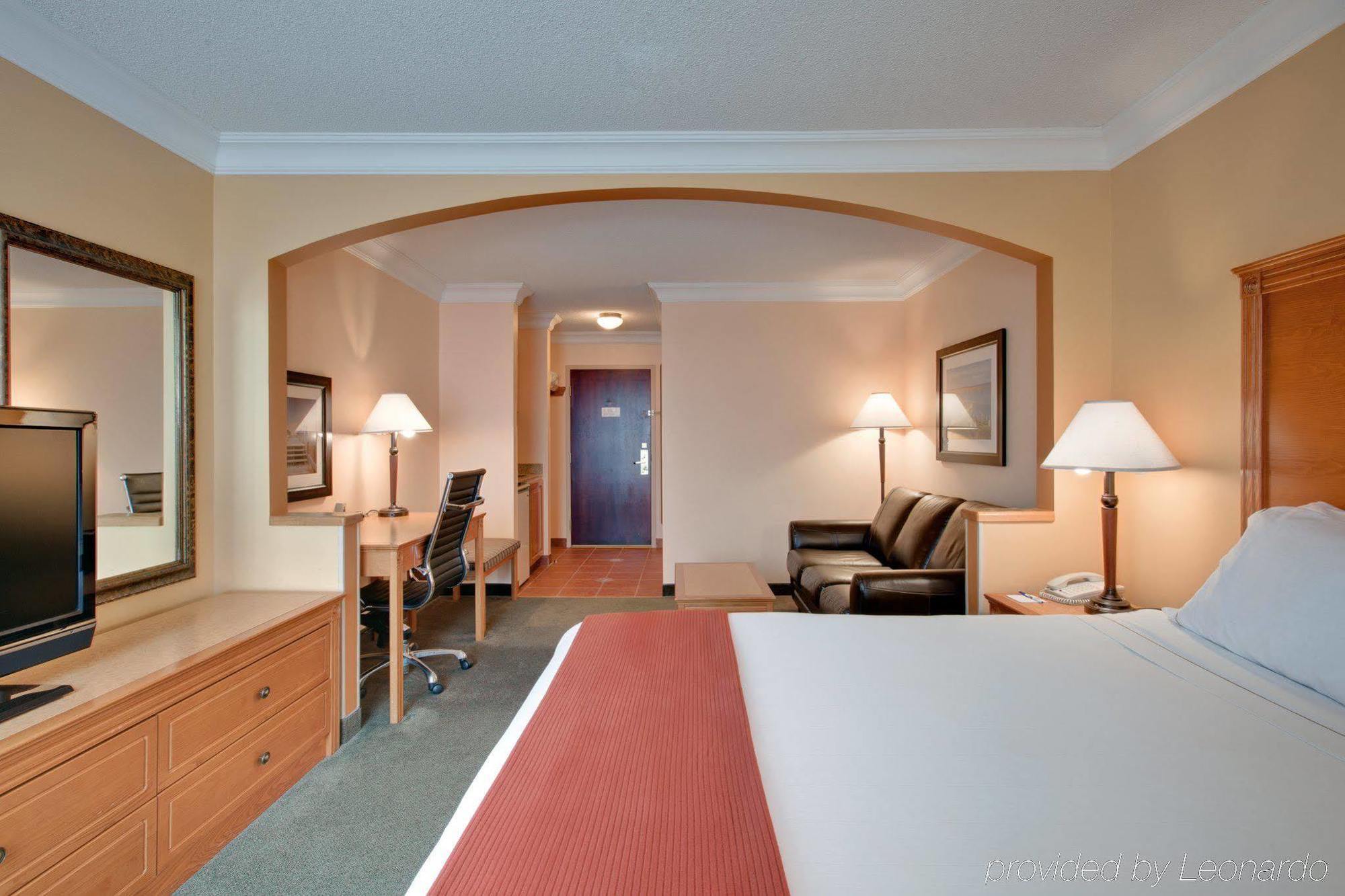 Holiday Inn Express Hotel & Suites Charlottetown By Ihg Bagian luar foto